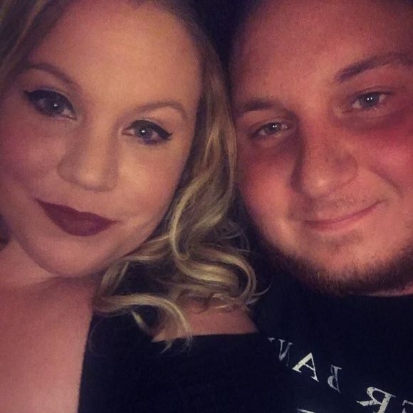 Meet your Posher, Katie - Picture 1 of 1